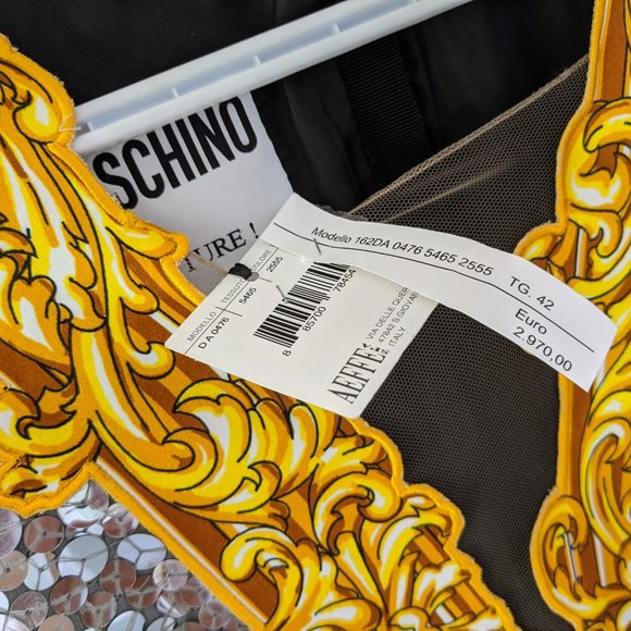 Long Sleeve Sequined Mirror Frame Cocktail Dress - Picture 15 of 15